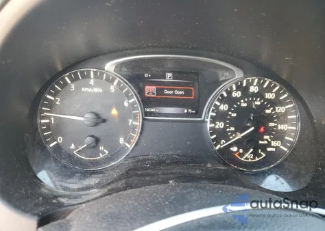 2017 Nissan Altima 2.5 из США, поврежденный, VIN 1N4AL3AP8HC244147